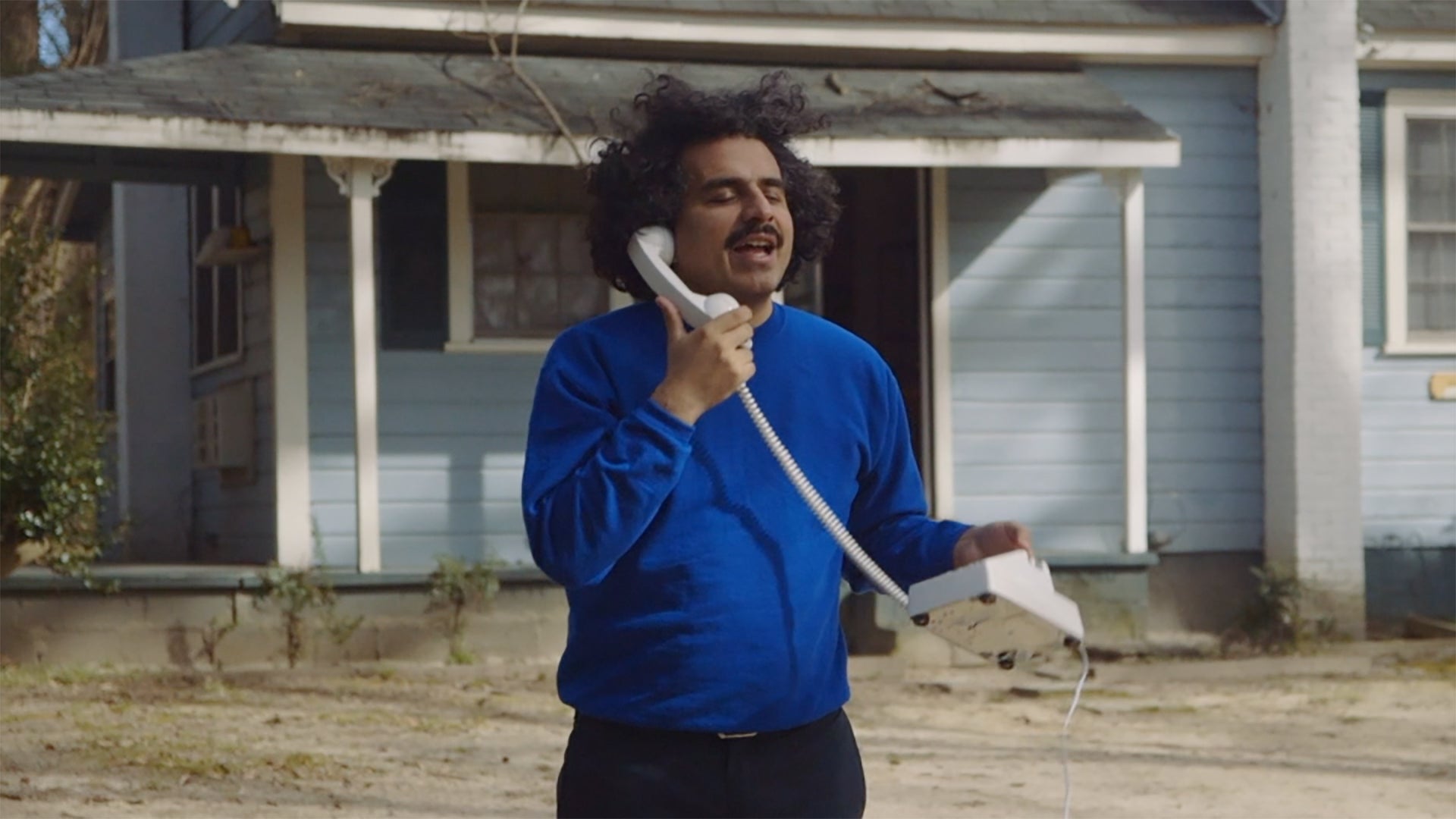 Load video: Helado Negro - Come Be Me