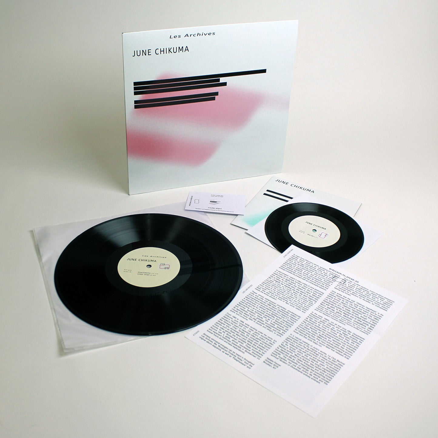 June Chikuma - Les Archives